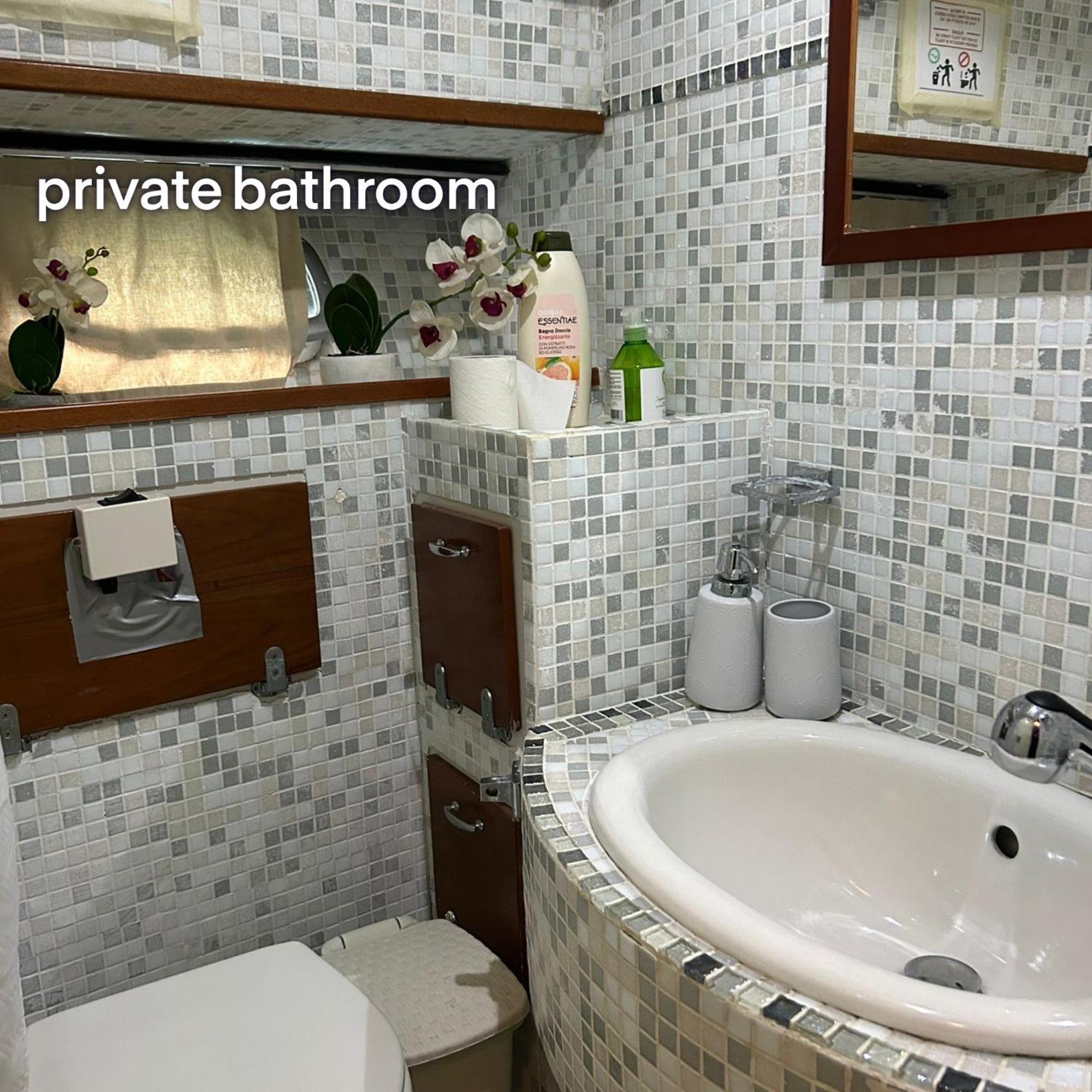 Yachtannablu Hotell Porto Venere Exteriör bild